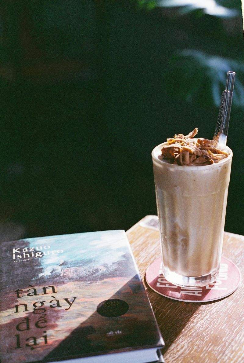 Buchcafé Seitenklang 15