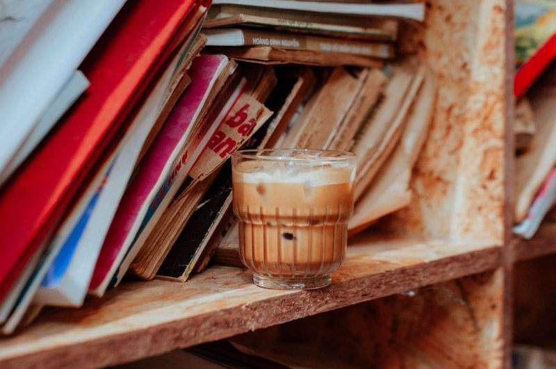 Buchcafé Seitenklang 8